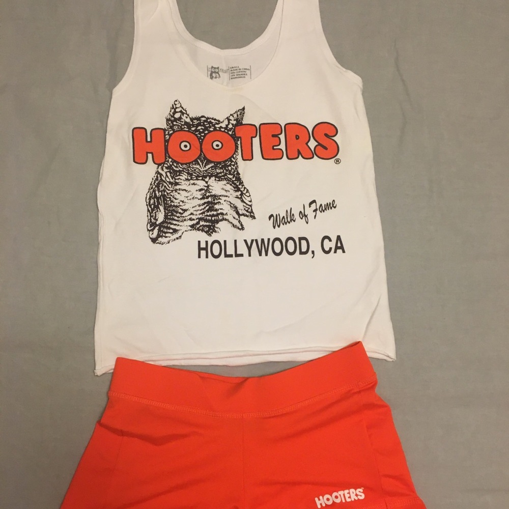 Authentic Hooters top S & shorts XS - Hollywood